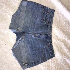 gap shorts